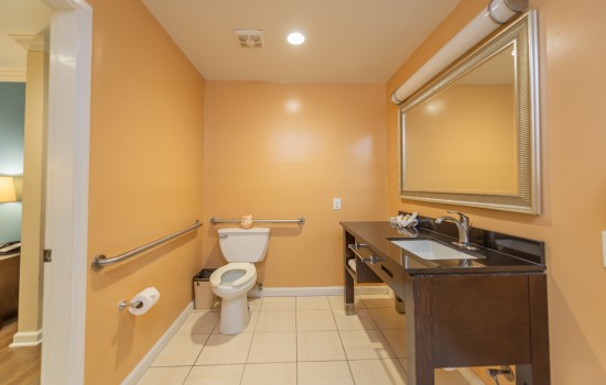 Welcome To The Ocean Pacific Lodge - Accessible Private Bathroom