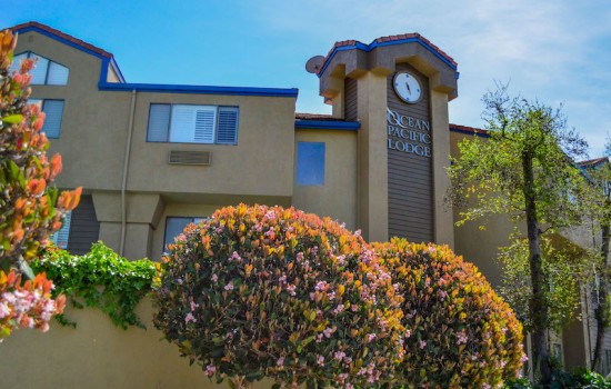 Welcome To The Ocean Pacific Lodge - Hotel Exterior 